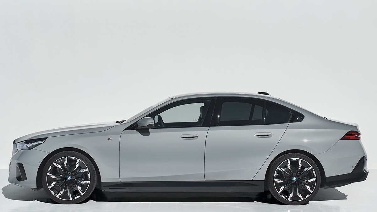 BMW i5 Berlina
