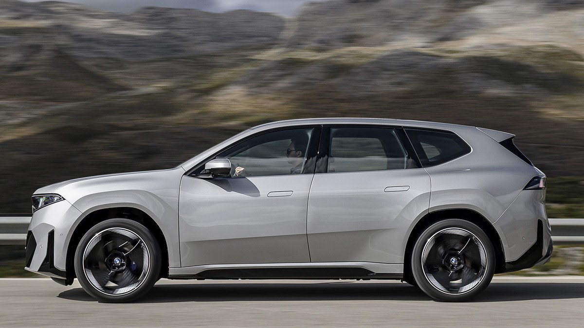 BMW iX3