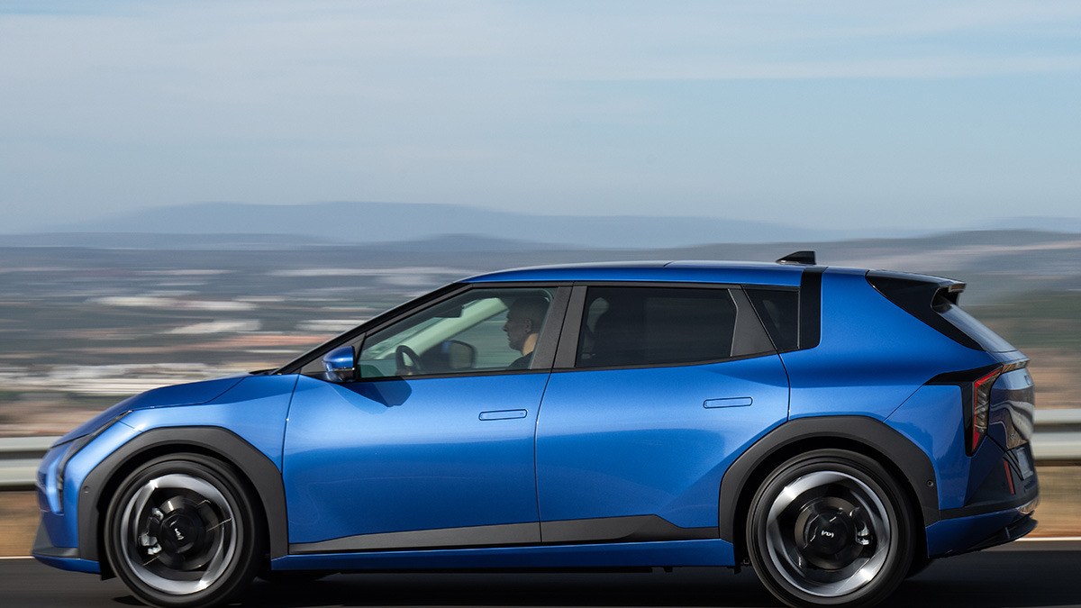 KIA EV4
