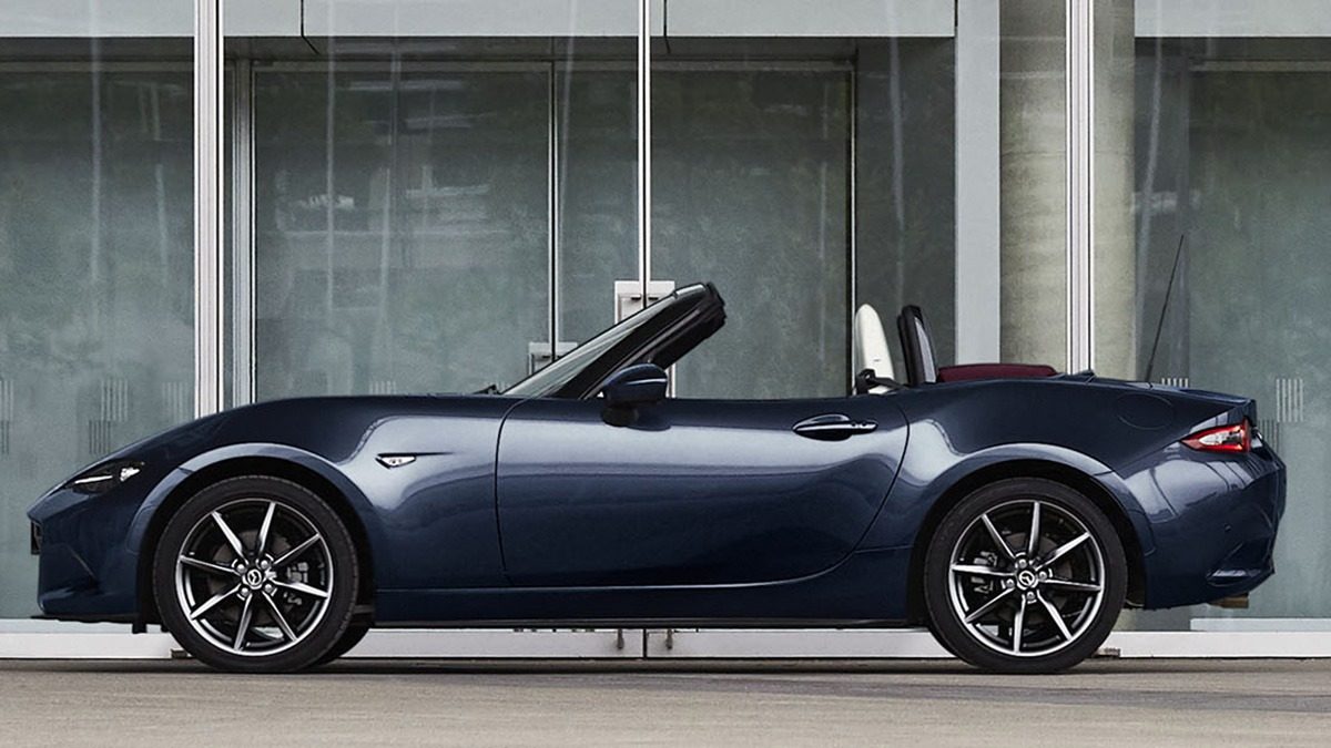 Mazda MX-5 Roadster