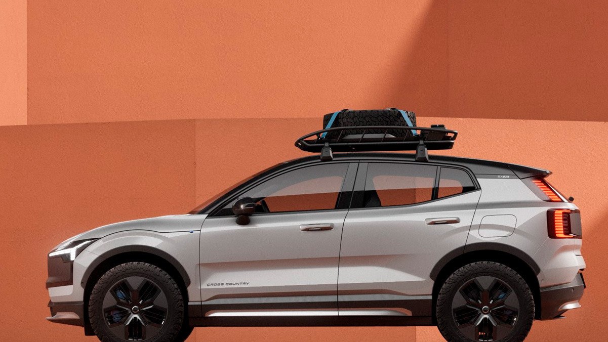 Volvo EX30 Cross Country